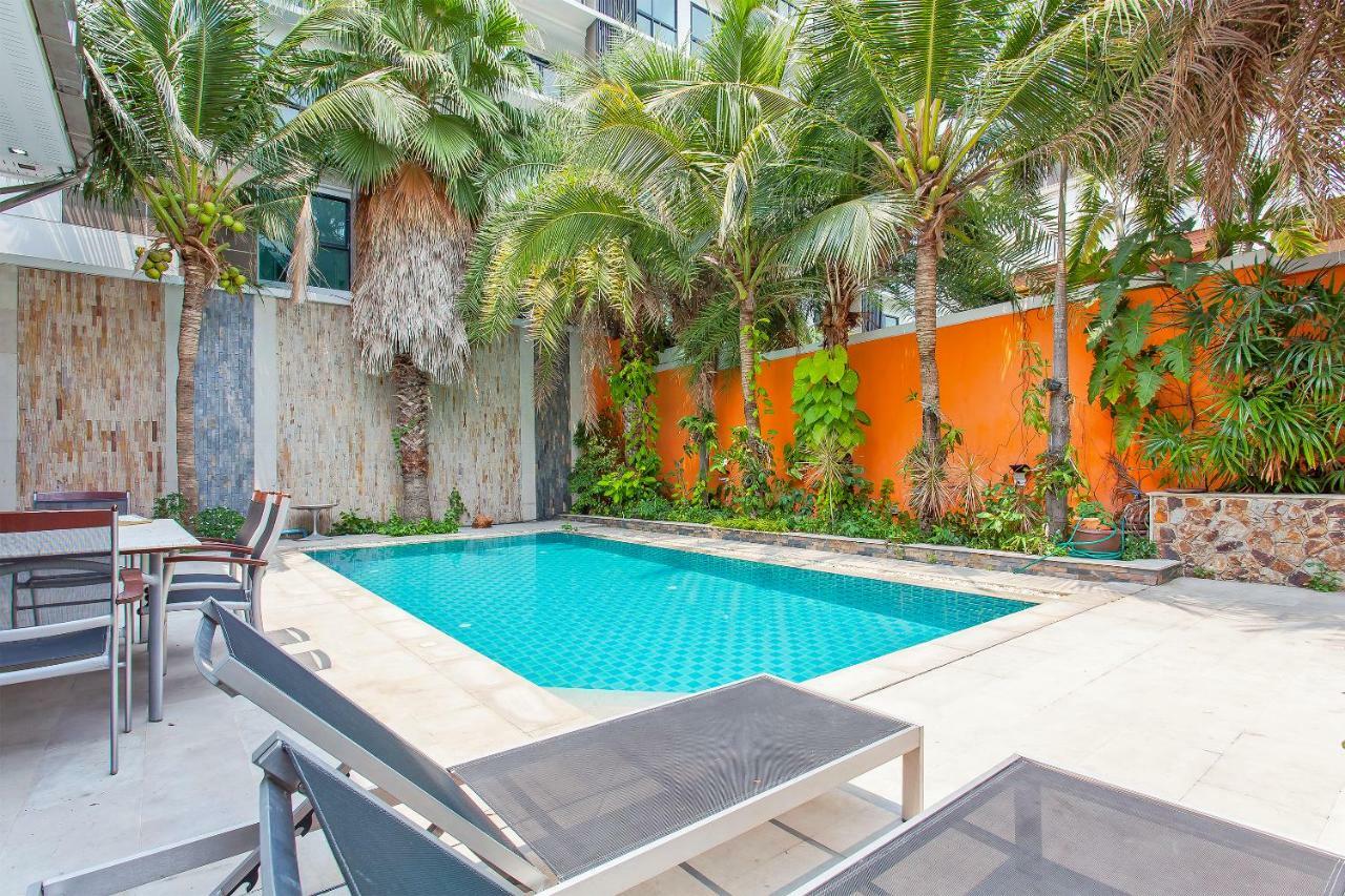 Royale Grand Villa Pattaya Exterior foto
